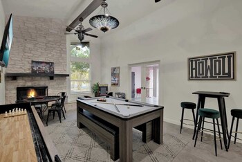 Whitewater River House - Game Room, Firepit, Walking Distance To Whitewater Amphitheater!,,3 star
