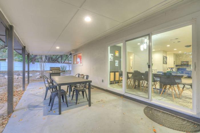 whitewater river house game room firepit walking distance to whitewater amphitheater