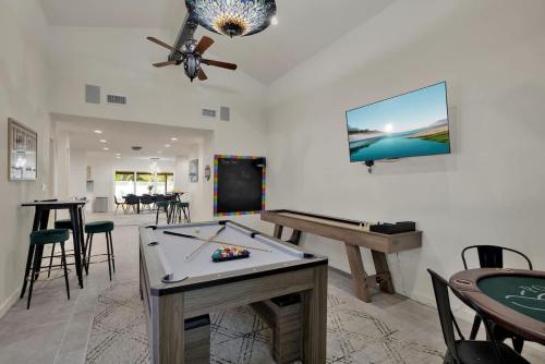whitewater river house game room firepit walking distance to whitewater amphitheater