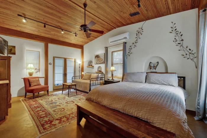 the willows casa grande sundown suite sleeps 13 close to main st