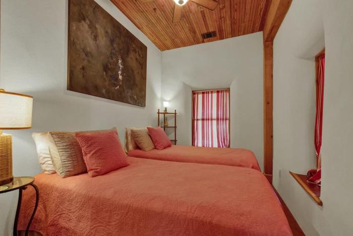 the willows casa grande sundown suite sleeps 13 close to main st