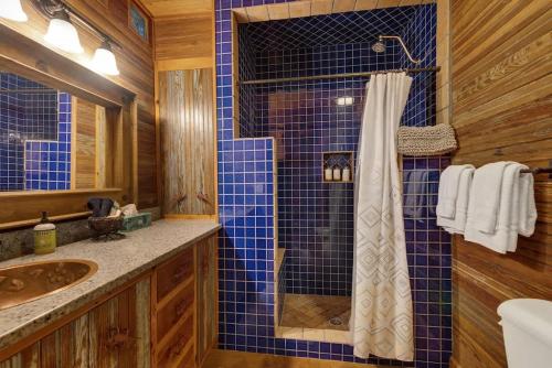 the willows casa grande sundown suite sleeps 13 close to main st