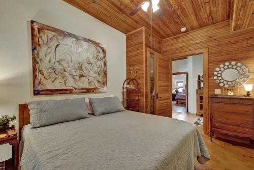 the willows casa grande sundown suite sleeps 13 close to main st