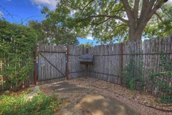 nandina cottage hot tub four minutes to marktplatz