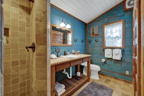 nandina cottage hot tub four minutes to marktplatz