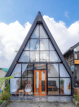 zaa villa