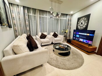 vortex suites klcc yonder twin tower