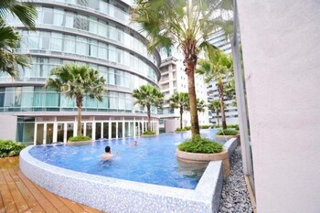 vortex suites klcc yonder twin tower