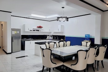 Jewelry Resort And Villas Tagaytay,,4 star