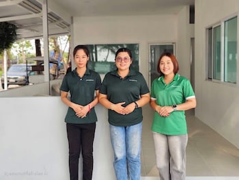 Suvarn Gleaw Thong Resort,,3 star