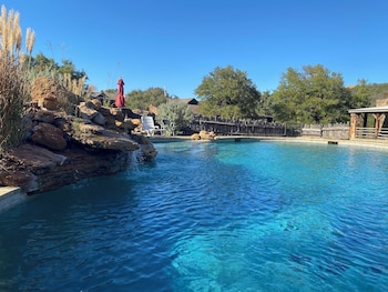 Sundance Club Resort And Spa,,3 star