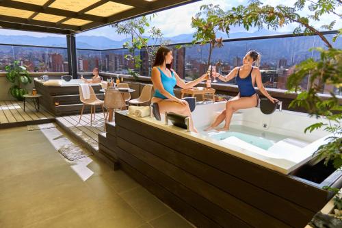 rosa negras cozy stadio suite with jacuzzi