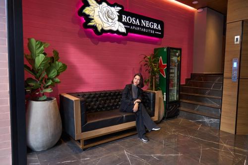 rosa negras cozy stadio suite with jacuzzi