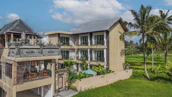 tridharma suites at north ubud