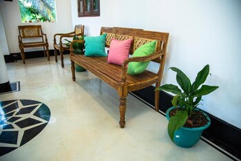 Sleeperwood Villa,,2 star