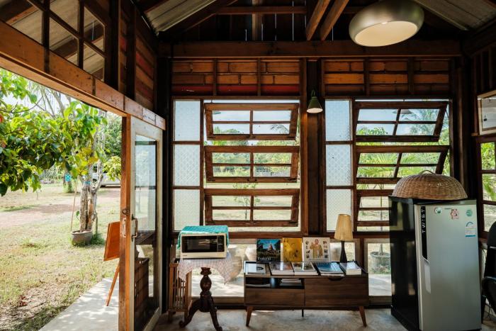 shine villa sukhothai