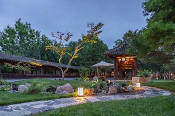 beijing aqua city yipiao hot spring resort