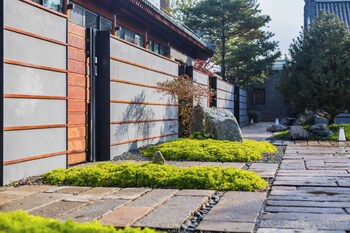 Beijing Xiaotang Yipiao Hot Spring Resort,,4 star