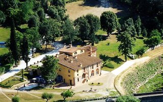 Il Borgo Di Villa Castelletti,Connected To A Shopping Center,3 star