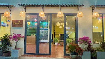 tween house