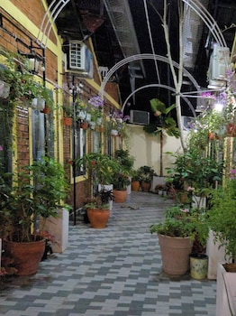 tween house