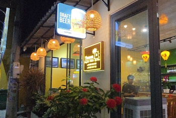 tween house