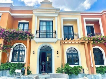 deluxe 4 br lucky villa nova phan thiet