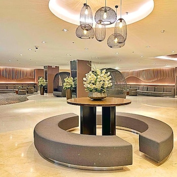 live just steps away from mall of asia