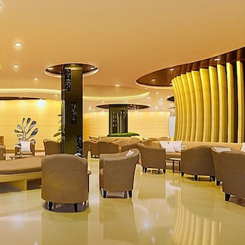live just steps away from mall of asia