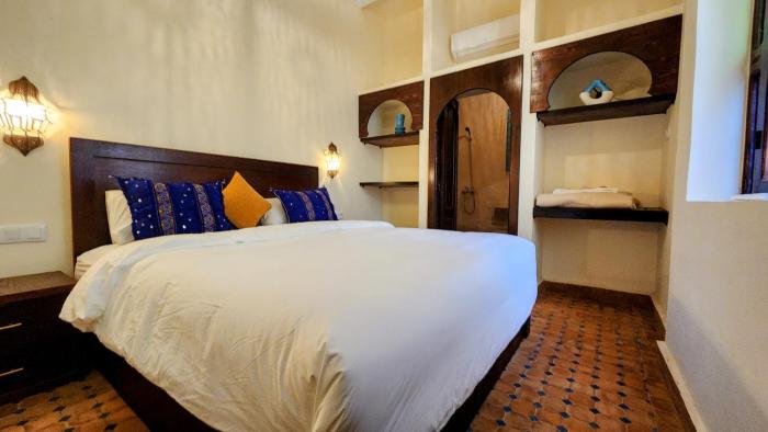 riad lily