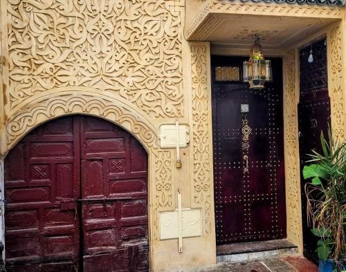 riad lily
