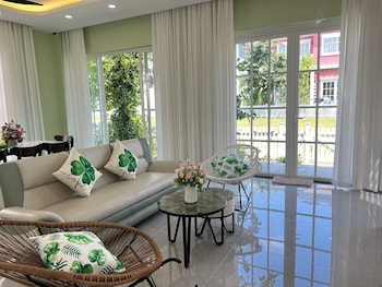 Carot Villa,,5 star