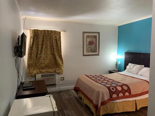 holiday motel