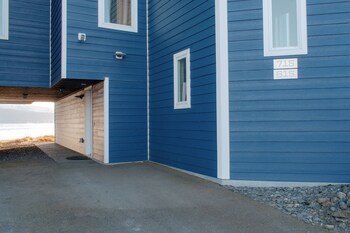 Lakeshore Lodges,,3 star