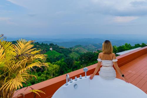 maemon villa