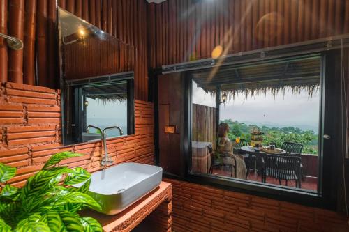 maemon villa