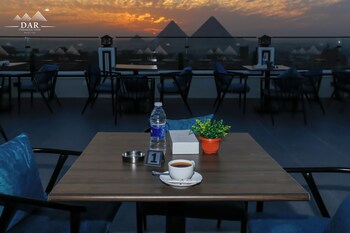 dar pyramids view inn