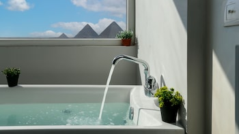 dar pyramids view inn