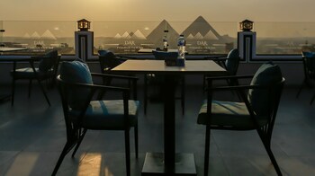 dar pyramids view inn