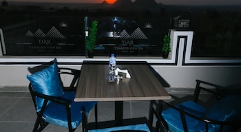 dar pyramids view inn