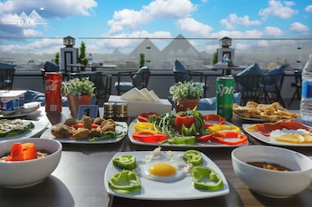 dar pyramids view inn