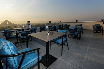 dar pyramids view inn