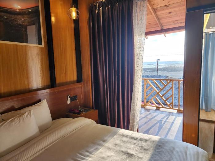 tuptup resto and resort