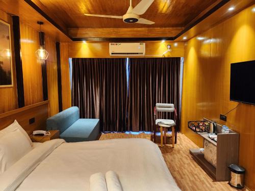 tuptup resto and resort