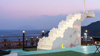 Namhae Onview Pension,,3 star