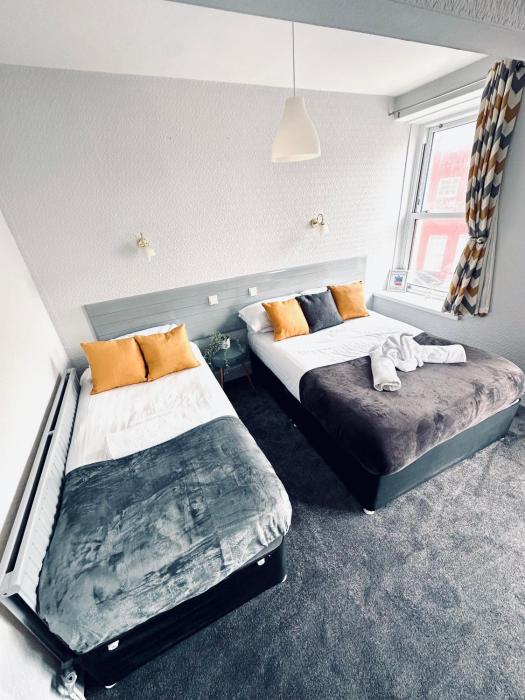 gwesty guest house