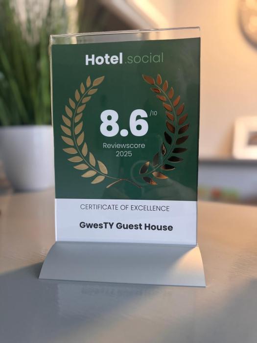 gwesty guest house