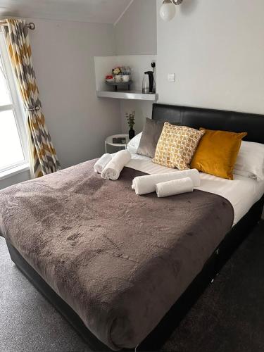 gwesty guest house