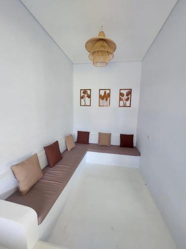 double d guesthouse and villa