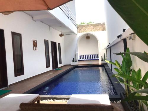 double d guesthouse and villa